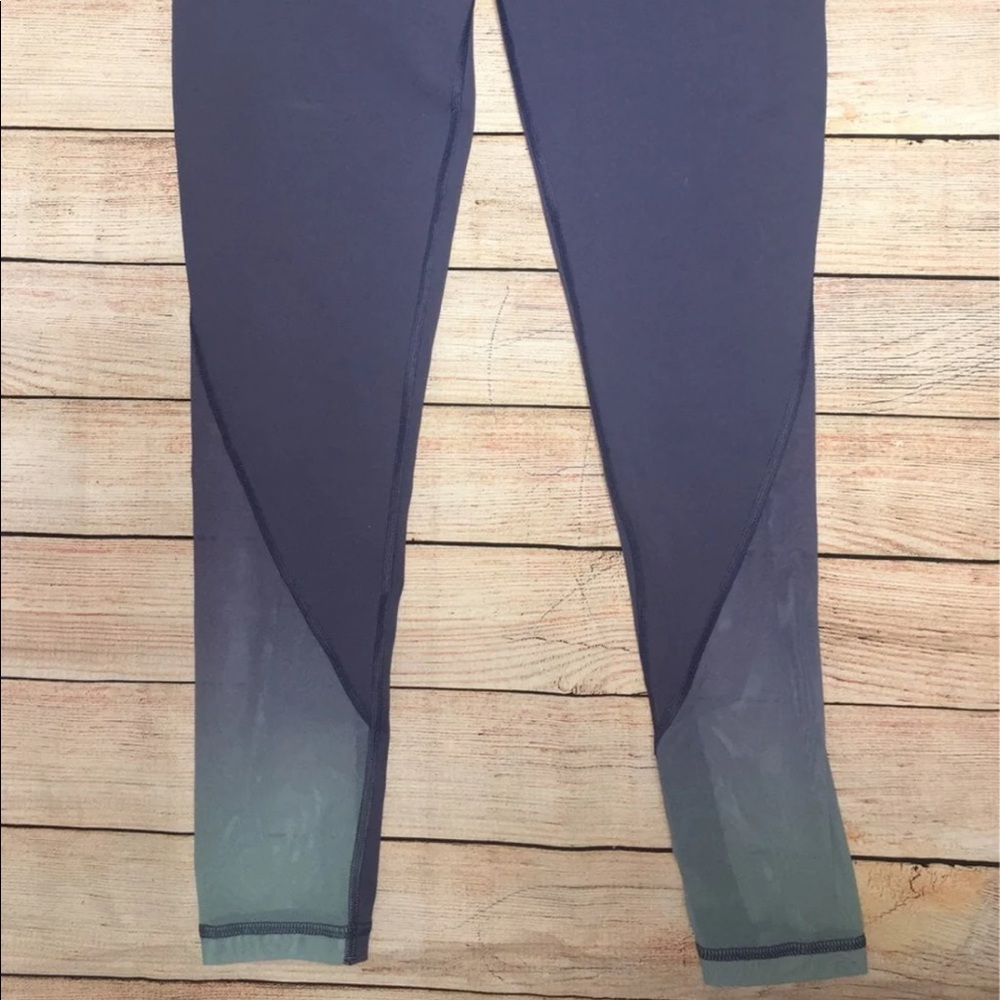 Victoria’s Secret Sport small ombré leggings